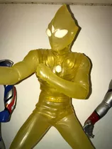 Ultraman Tiga Dourado Big 40cm