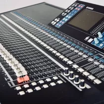 Audio Mixer Yamaha Ls9-32 Digital Mixer