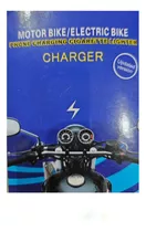 Toma 12v Con Usb Para Moto, Nuevo Sin Uso!