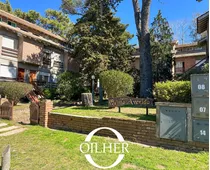 Venta Triplex 2 Dormitorios Zona Centro Con Cochera Y Gas Natural!! 