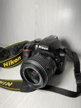 Nikon D3300 + Lente 18-55mm