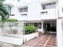 En Venta Casa En Cartagena En El Barrio Residencial De Castillogrande 