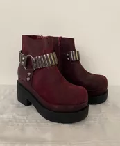 Botas Sarkany