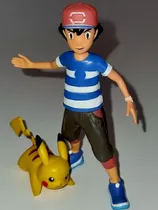 Boneco Pokemon Ash E Pikachu