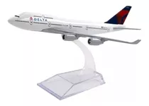 Avión Delta B747 Escala 1:400 Metálico Con Base Juguete 