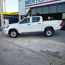 Toyota Hilux Dx 4x4