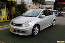 Nissan Tiida Premium