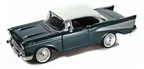 1957 chevy Bel Air, Verde  showcasts 73228  1/24 escal Atc