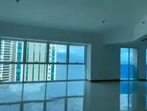 Alquiler Apartamento De 3 Habitaciones Con Vista Al Mar, Frente Al Malecón De Santo Domingo