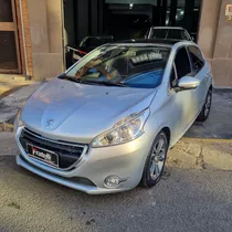 Peugeot 208 Feline