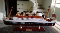 Titanic Miniatura Em Madeira