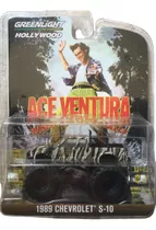 Greenlight Hollywood S32 Ace Ventura 1989 Chevrolet S-10