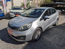 Kia Rio 4 1.4 Ex Manual Ac Ab