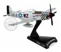 Miniatura Avião P-51d Mustang Beatifull Doll Daron 1/100