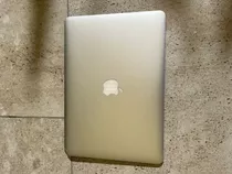 Mac Book Air 13-inch 2015 Muy Buen Estado.