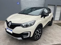 Renault Captur 2.0 Intense 2017 / Services Oficiales 