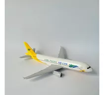 Miniatura De Avião A320 Cebu Pacific Em Metal 16cm