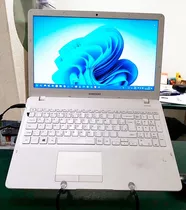 Notebook Samsung Np300e5m Core I5 7ª 8gb Ram Ssd240gb Usado