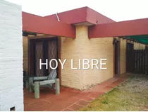 Promo Fin De Semana Mayo $ 4900 ( Hasta 5 Personas) 1 Cuadra De La Playa Y Del Super Devoto Rambla , Wi Fi , Parrillero Techado , 2 Aires , Lugar Para Estacionar , Predio Cercado Ideal Familias