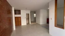 Casa De Dos Pisos Más Terraza En Venta Barrio Las Mercedes Palmira