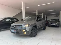 Fiat Strada 2017 1.8 16v Adventure Ce Flex 2p