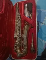 Saxofón Tenor