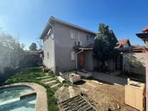 Casa Amplia De 3 D+ 3 B + Piscina+ Estac 300mts2 De Terreno 