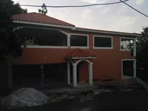 Casa En El Barrio Chino De Haina 