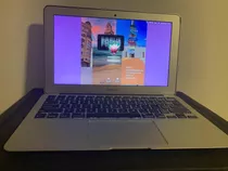 Macbook Air 11 - Inch, Early 2015 + Cargador 