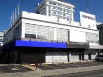 Edificio En Piantini Sobre La Ave. 27 De Febrero.