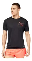 Remera New Balance Hombre Graphic Impact Run Negra