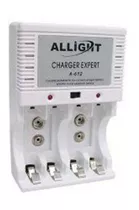 Cargador De Baterías Aa/aaa/batería De Color Blanco De 9 V