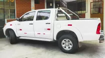 Camioneta Pick Up Toyota 4x4 Hilux 2008 Con 117km