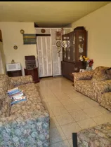 Apartamento 1 Bñ, 2 Cts, Sala, Comedor, Cocina, Patio,cámara