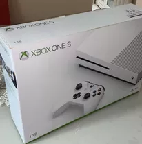 Xbox One S (1tb)