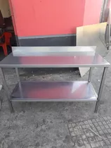 Mesa En Acero Inox De 1.50x60x90 Con Zocalo De 10 Y Estante.