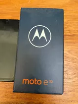 Celular Motorola E32