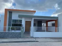 Casa Nueva Ubicada En El Residencial Estrella Marina, La Rom