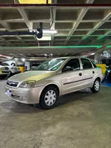 Chevrolet Corsa 2011