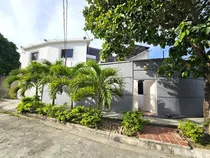 Jean Pavon Tiene Hermosa Casa En Alquiler En La Avenida La Montañita Cabudare Lara 3 6 0 4