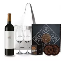 Box Set Vino Alma Mora Malbec 2 Copas Transparentes Grabadas