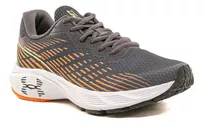 Zapatillas Charged Levity Under Armour