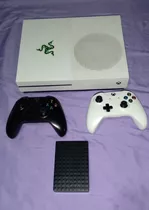 Xbox One S 500gb + 2 Joysticks + Disco Externo De 4tb