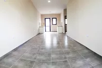 Venta Duplex Valle Cercano Todo En Planta Baja 