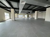 Oficina En Alquiler En Evaristo Morales De 512 M2 . Torre Empresarial