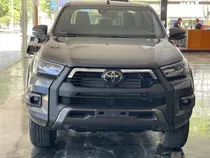 Toyota Hilux Srv Conquest 2024 Gris Oscuro 0km