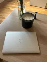 Macbook Air (13-inch, 128gb)