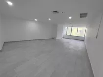 Oficina En Arriendo Medellin Sector Palmas