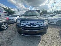 Ford  Explorer  Xle 