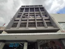 Alquiler De Un Edificio En Sabana Grande 